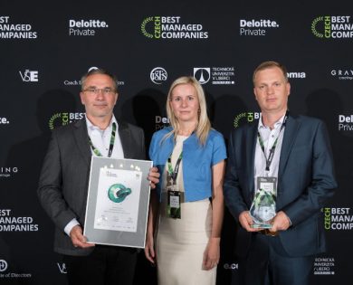 Slavnostního večera se za společnost zúčastnil Petr Procházka, prokurista společnosti, David Ryčl, marketingový ředitel a Jiřina Součková, hlavní ekonom
