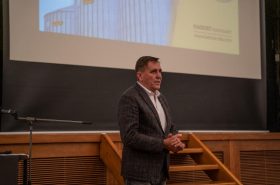 Majitel společnosti JUDr. Ing. Ladislav Bednář během zahájení konference