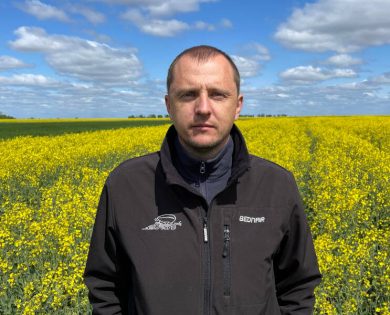НА ШЛЯХУ ДО РІВНОМІРНИХ СХОДІВ