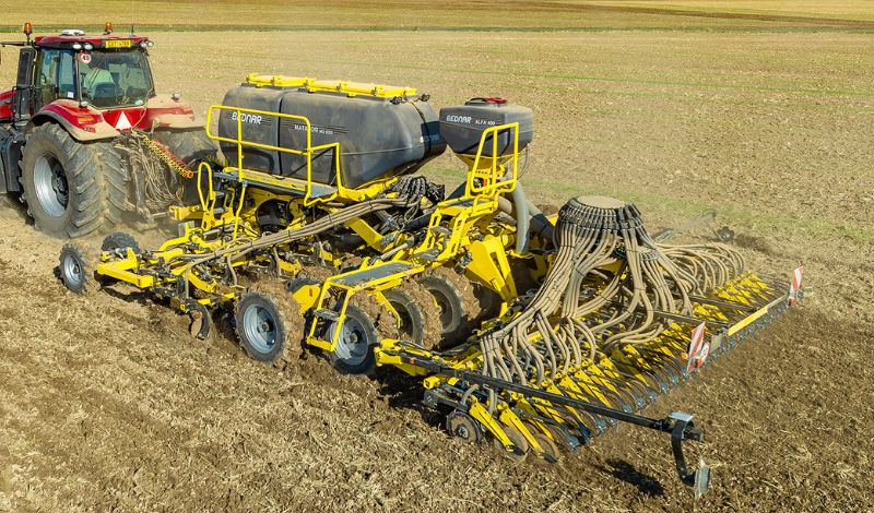 MATADOR MO represents a new model series of seed drills for strip seeding