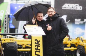 BEDNAR spindėjo parodoje Ką pasėsi...!