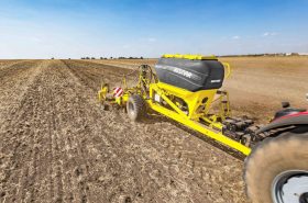 Основа ґрунтообробітку: глибокорозпушувачі BEDNAR TERRALAND поза конкуренції