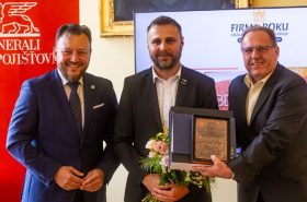 Vojtěch Bednář během slavnostního převzetí ocenění Firma roku Královéhradeckého kraje