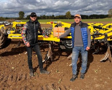 Gospodarstwo Rolne Maciej Sik has been using BEDNAR machines since 2016