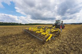 BEDNAR universal cultivator Fenix-FO-8004_CZ