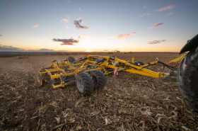 Cultivation with the ATLAS disc cultivator (1)
