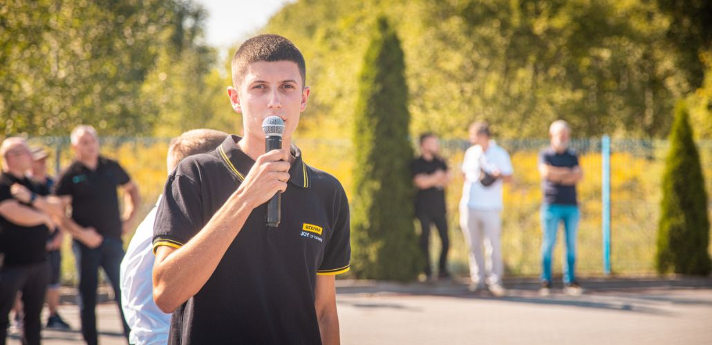 Maksymilian Wieczorkiewicz – Specjalista ds. marketingu BEDNAR Polska