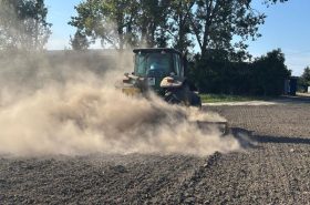 Pierwsza brona aktywna BEDNAR Kator KN6000 w Polsce (2)