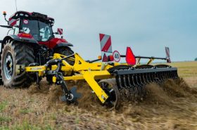 FENIX FN working in the field with CASE IH
