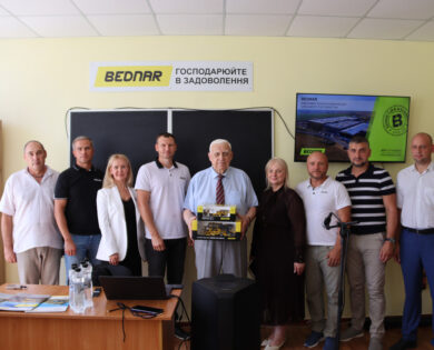 bednar kvinta ahro mnau komanda