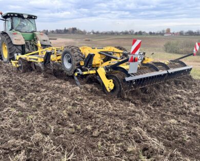 john deere bednar actros ro 4000r field work 1