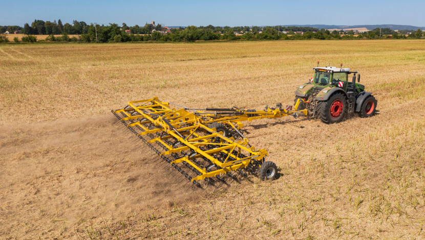 Striegel-Pro-PE-12000 Extra Shallow Soil Cultivation