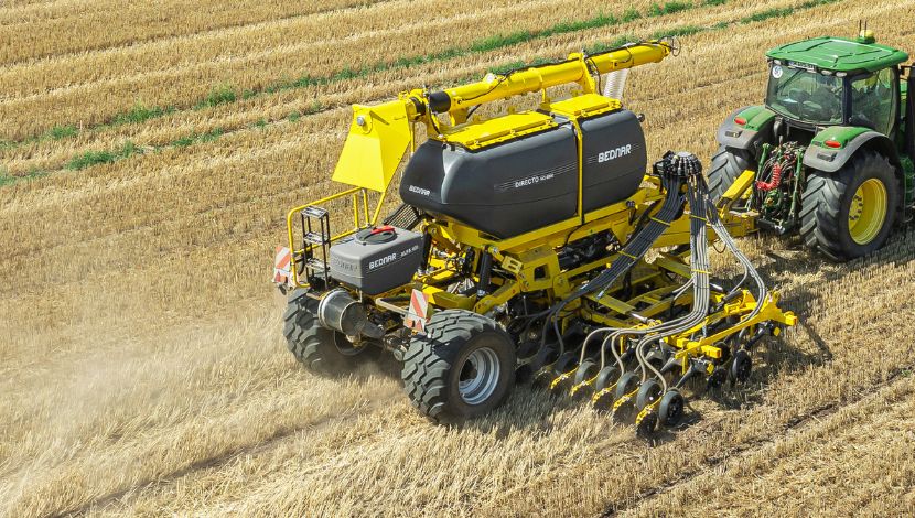 alfa drill seeder working in the field