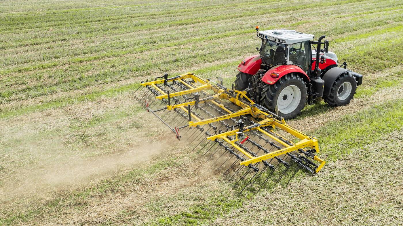 Key feature - STRIEGEL-PRO PN Pipe harrows - Spreading of post-harvest residues (1)