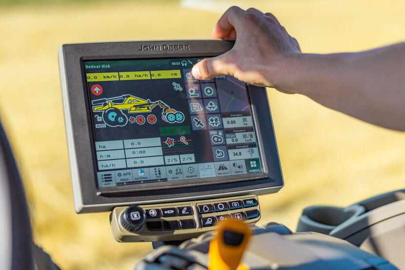 Key feature- LOAD-SENSING SYSTÉM