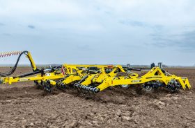 Efficient VERSATILL VO_L cultivator for enhanced agricultural productivity