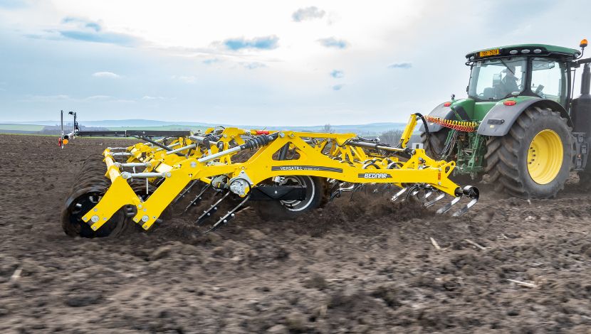 versatill vo_l seedbed cultivator ideal for creating a fine seedbed structure