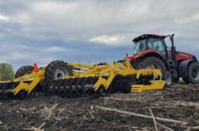 Дисковий лущильник BEDNAR SWIFTERDISC XO 6000 F у роботі на чорноземах Сумської області